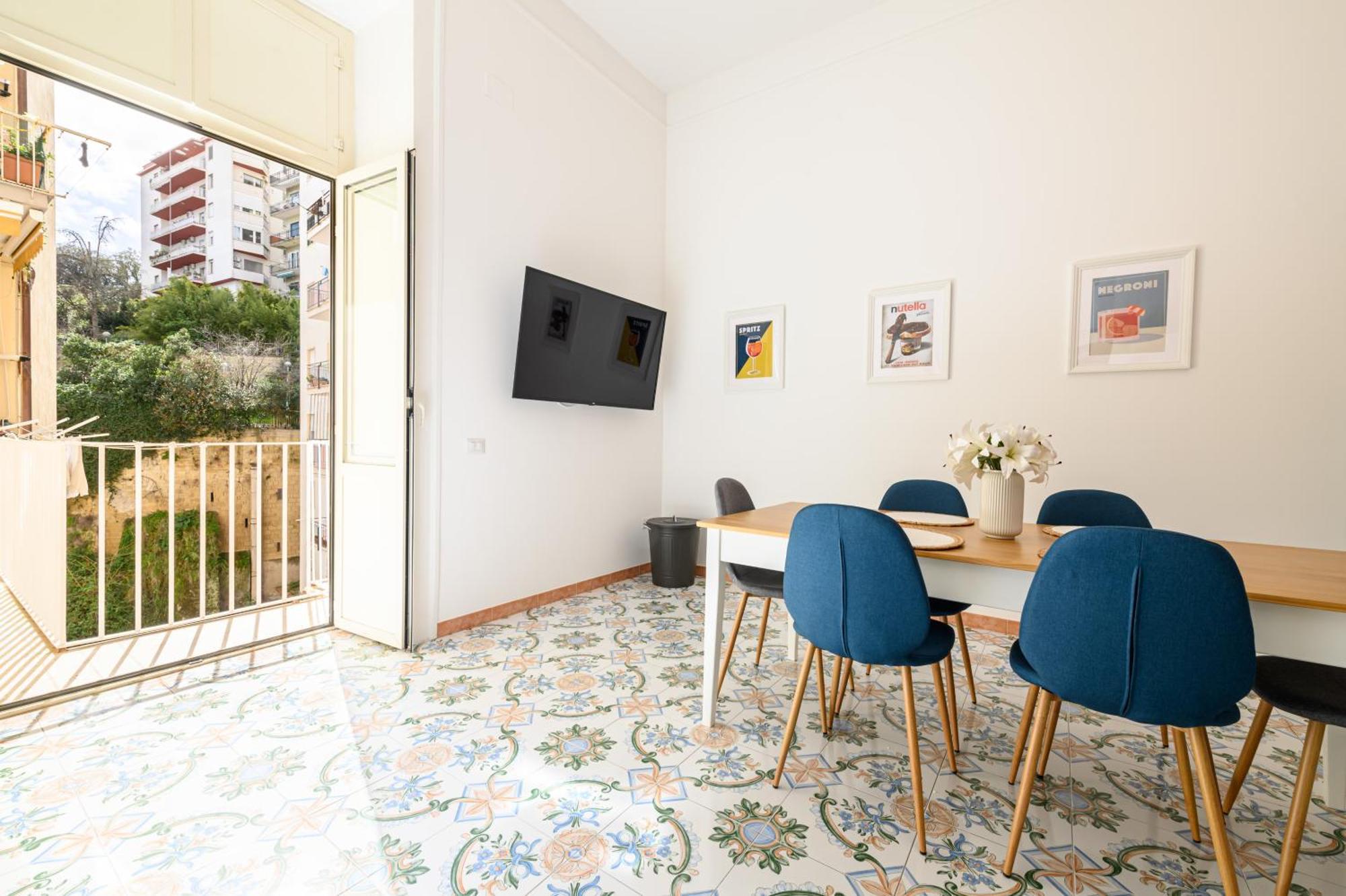 Guest House 121 Charming Apartment Naples Exterior photo