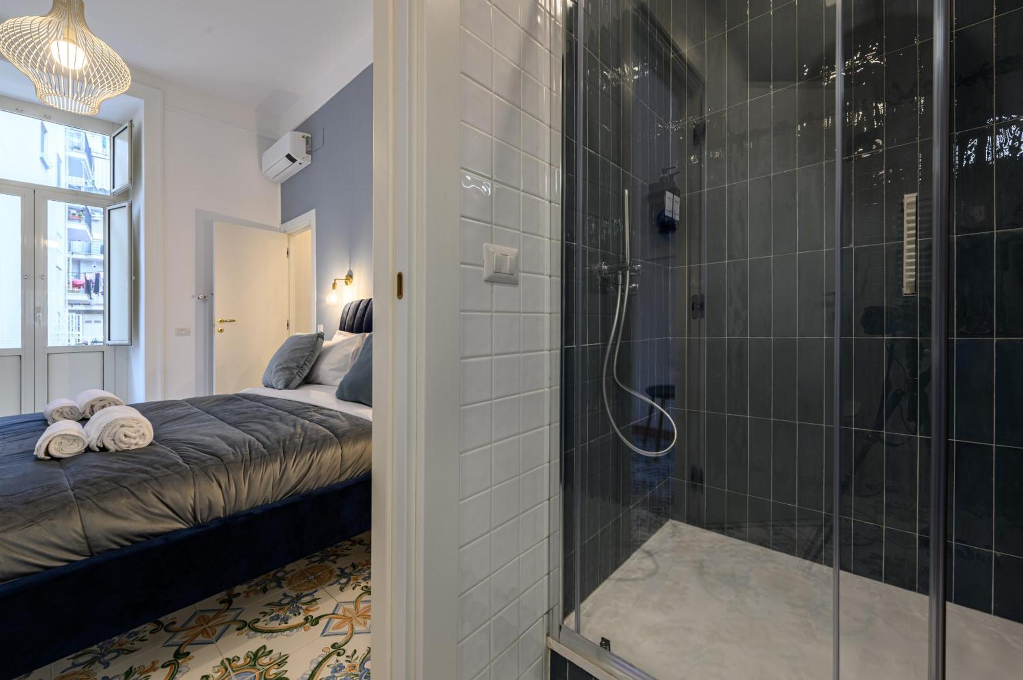 Guest House 121 Charming Apartment Naples Exterior photo